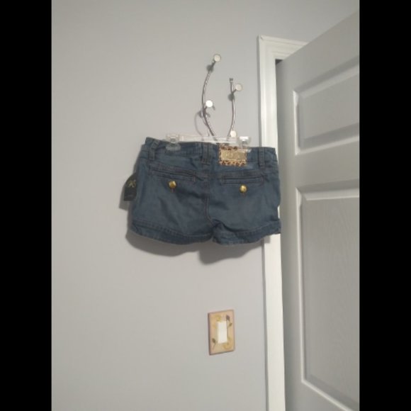 NWT 2000s Kimora Lee Simmons Denim Shorts Sz 28 - Picture 3 of 3